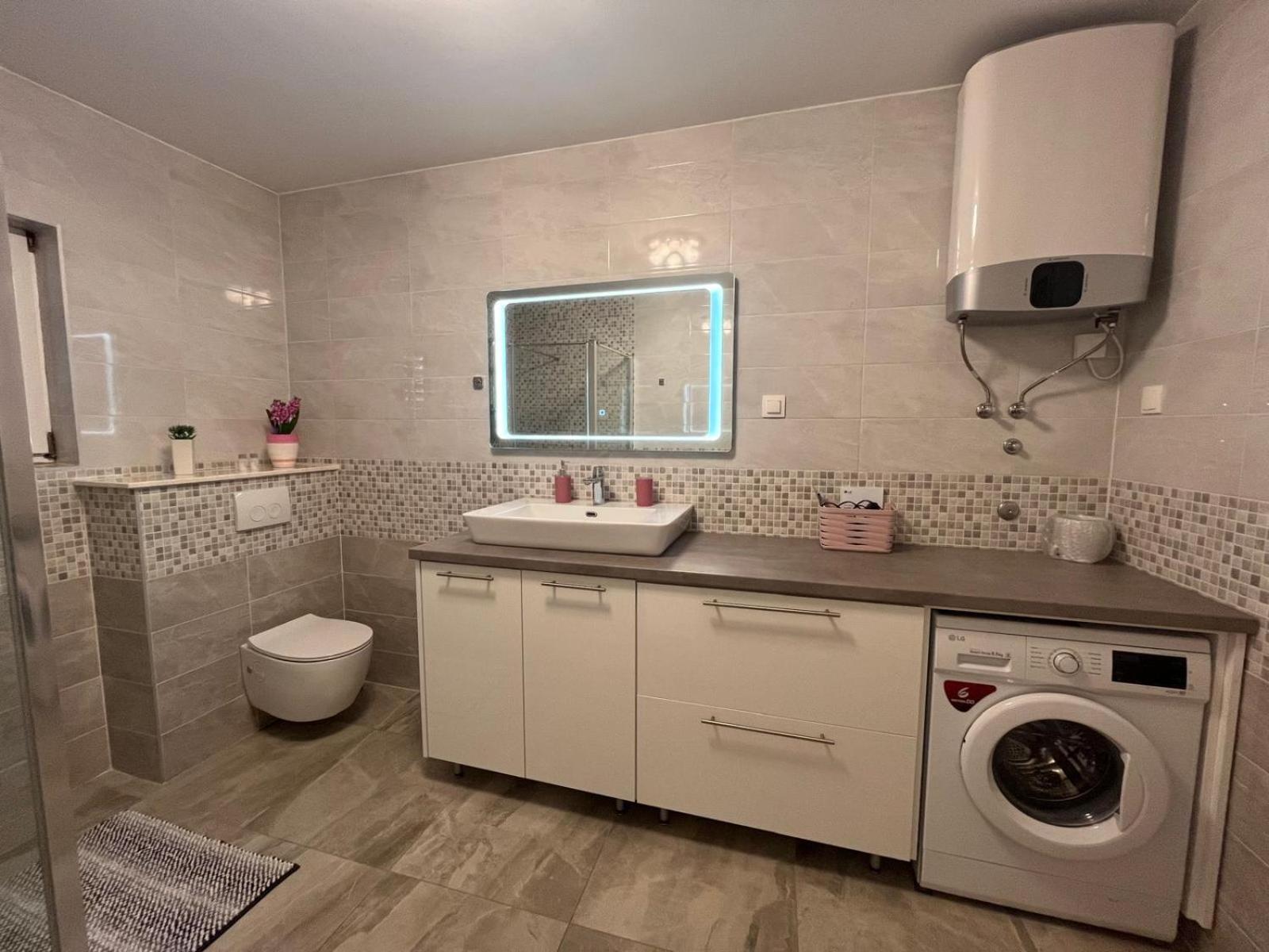 Apartman Tessa 벨라루카 외부 사진